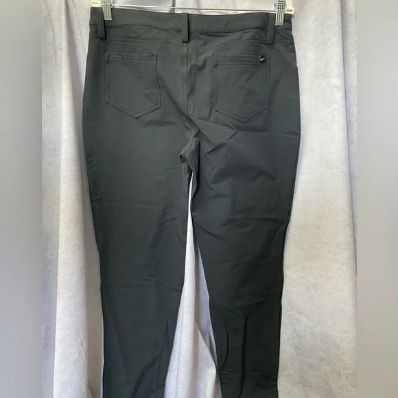 Nike Golf Pants. 10 M Women - Picture 5 of 5